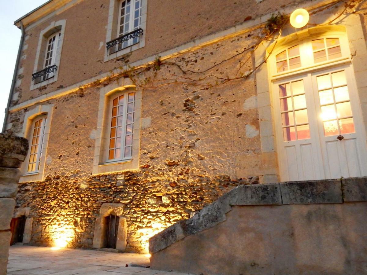 Le Presbytere Du Vigneau Ménil Εξωτερικό φωτογραφία